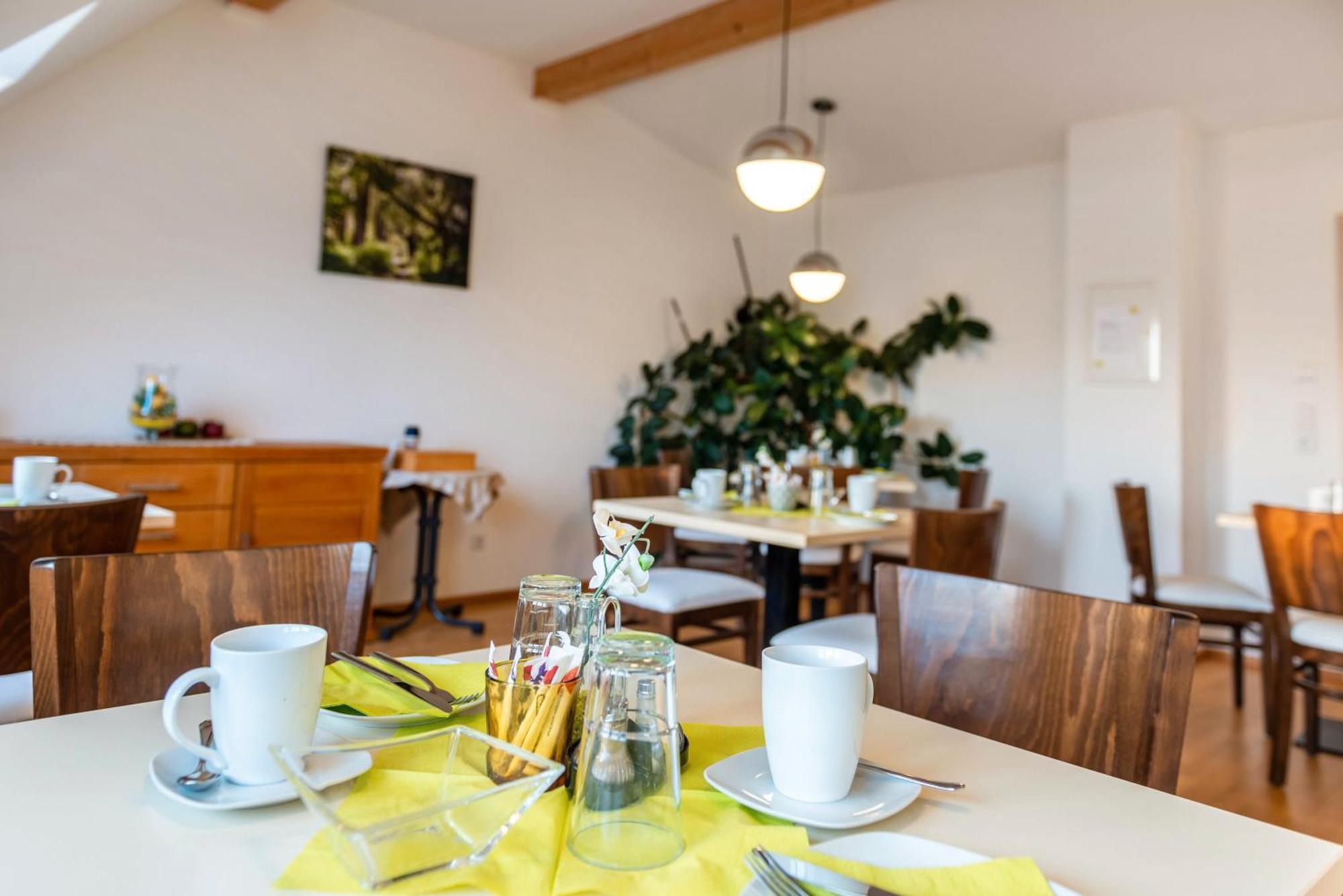 Pension Zum Talhof Reichenau Buitenkant foto